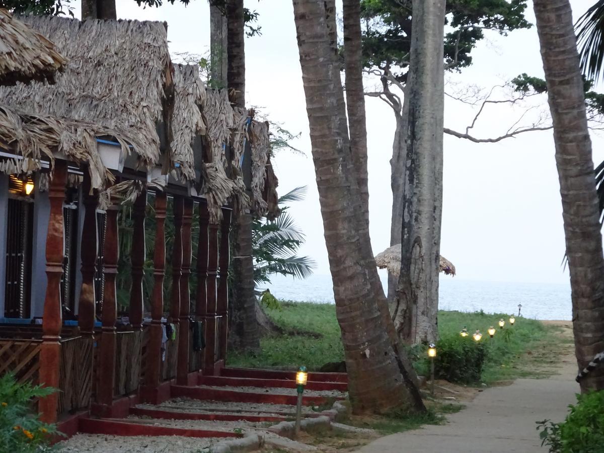 Pearl Park Beach Resort Lakshmanpur Eksteriør bilde