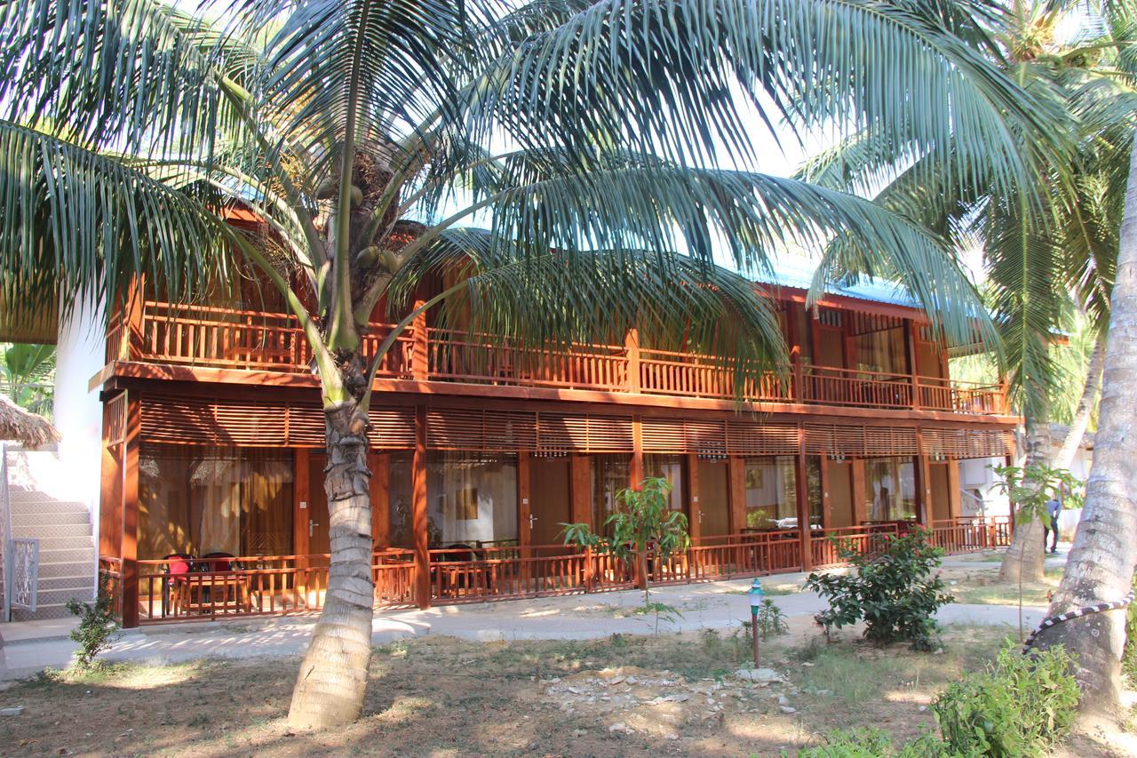 Pearl Park Beach Resort Lakshmanpur Eksteriør bilde